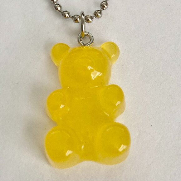 Gummy Bear Charm Necklace Pineapple Yellow Resin 19" Ball Chain Ardene NWT Cute - Picture 2 of 9